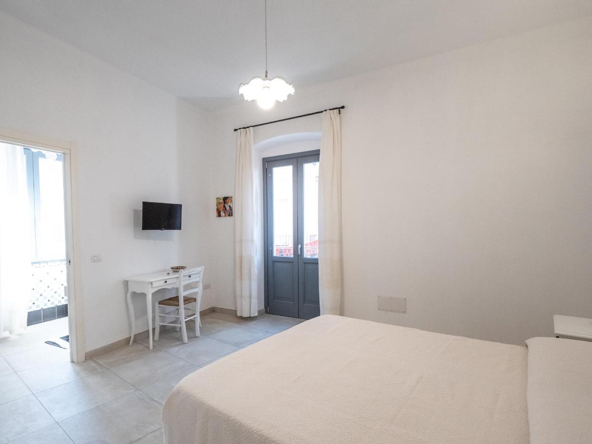 Affittacamere Solki SantʼAntìoco Esterno foto
