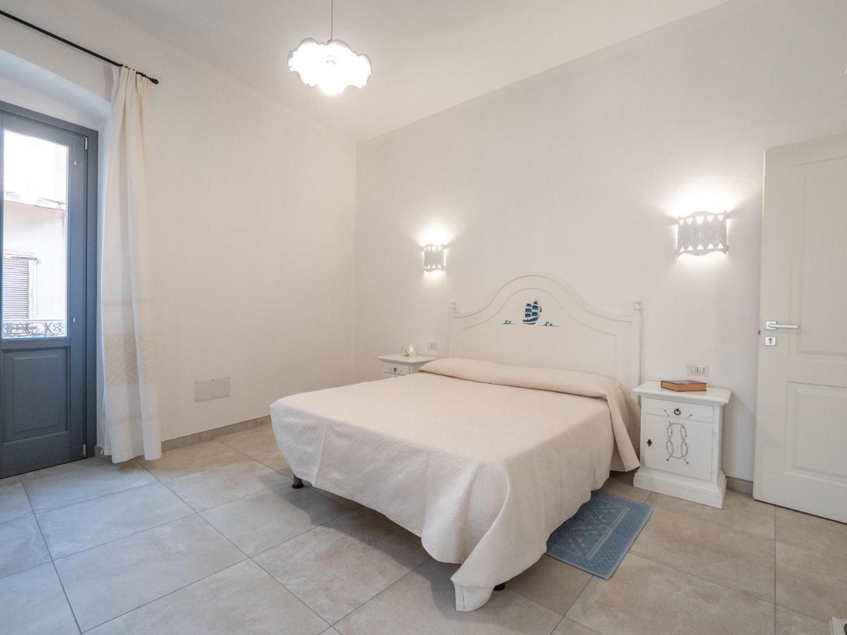 Affittacamere Solki SantʼAntìoco Esterno foto