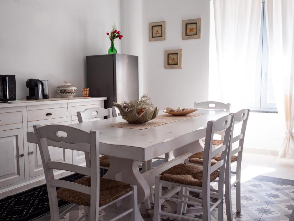 Affittacamere Solki SantʼAntìoco Esterno foto